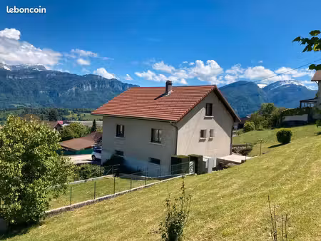 maison - 96m² + env. 55m² aménageables