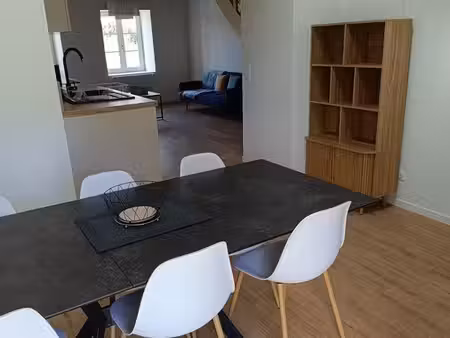t2 duplex meuble chateau-malo