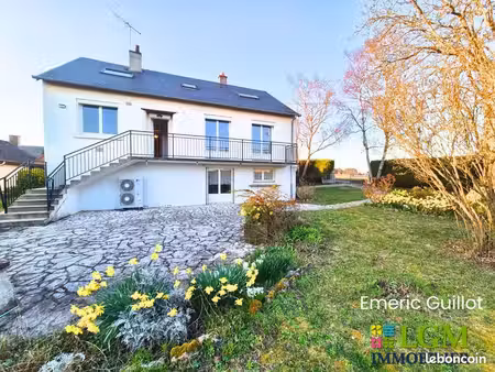 maison de ville 2 pièces 146 m²