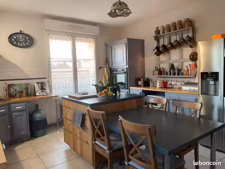 maison 6 pièces 177 m²