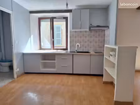 appartement centre beaurepaire