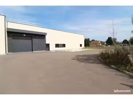 bâtiment d'activité neuf
