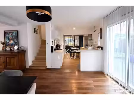 maison 6 pièces 127 m²