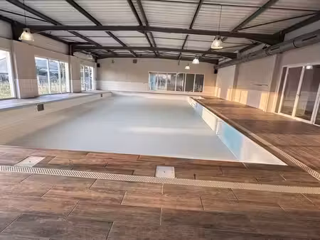 bâtiment atypique 566 m² sur parcelle de 1 510 m² – fort potentiel