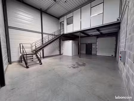 appartement 3 pièces 124 m²
