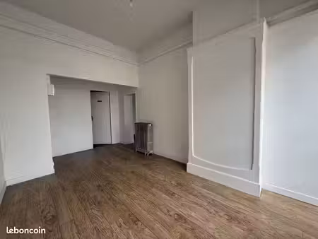 local commercial 40 m² salbris