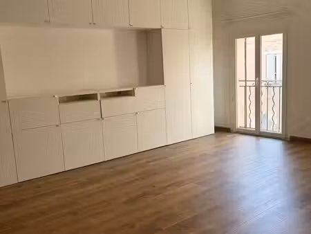 maison 90 m² – 3 chambres – grand garage + caves – claret
