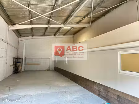 local d'activite 145 m² mauguio