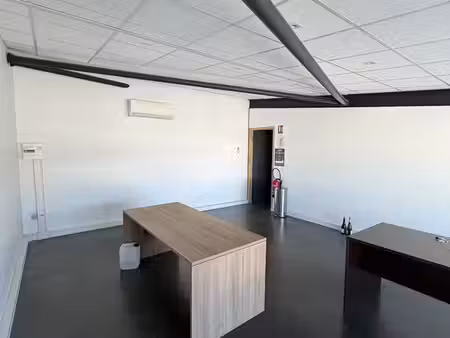 bureau 33m2