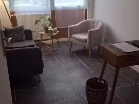 grenoble – bureau 10 m² à louer en cabinet médical/paramédical