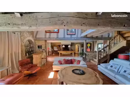 longère 8 pièces 400 m²