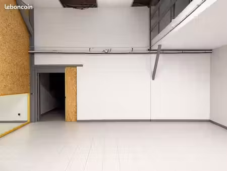 local industriel 110 m²