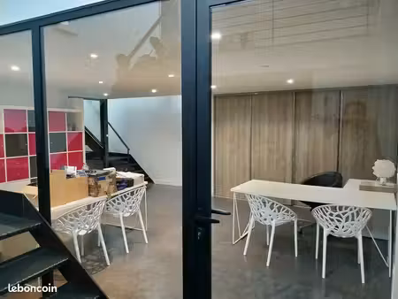 local commercial 54 m² la bâtie-montgascon