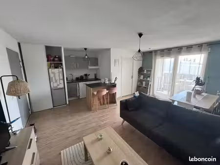 appartement t2 meublé avec balcon  parking et climatisation – mérignac pichey