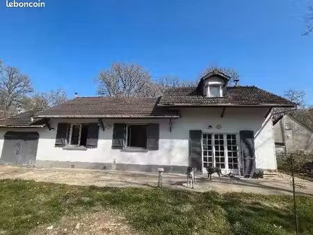 maison 90m2 terrain 2644m2