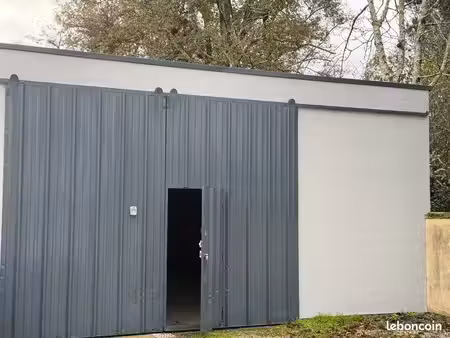 garage pour artisans ou stockage uniquement