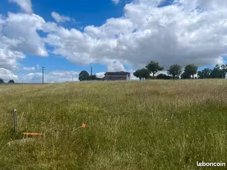 terrain 1 560 m² saint avit
