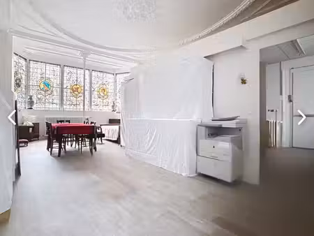 vends appartement / local professionnel avec beaucoup de cachet - 62m²