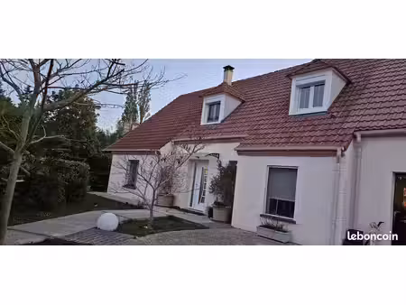maison à vendre à 1h30 de paris et 40mn d'orléans