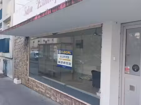 bureaux 75 m²