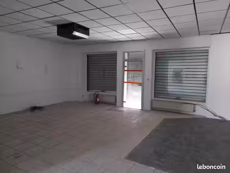 commerce bureaux 112 m²