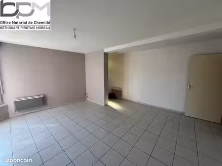 immeuble de rapport 135 m² chemillé-en-anjou