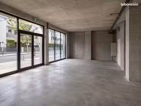 local commercial 95 m²