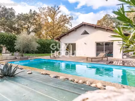 maison 6 pièces 145 m²