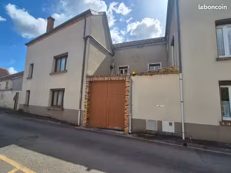 maison de ville 7 pièces 182 m²