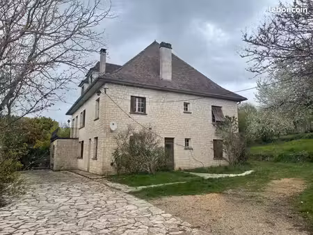 maison 9 pièces 300 m²