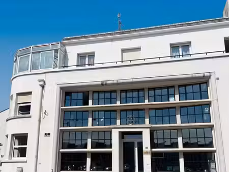 bureaux proche centre-ville parking bail courte durée