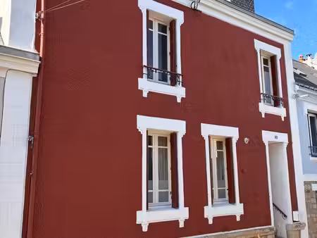 maison familiale de 1913 rénovée  4 chambres avec jardin clos exposé sud
