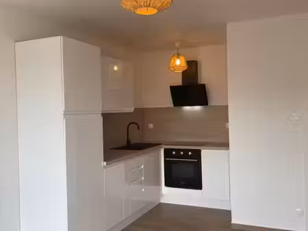 bel appartement f2 1er etage