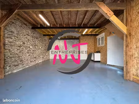 local 98 m² feneu