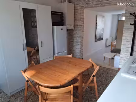 appartement meublé t1 au rez-de-chaussée de chaussé