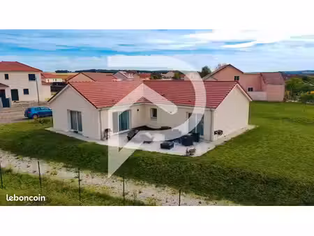 pavillon 5 pièces 105 m²