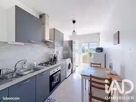 appartement 3 pièces 63 m²