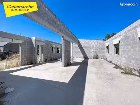 maison 2 pièces 102 m²
