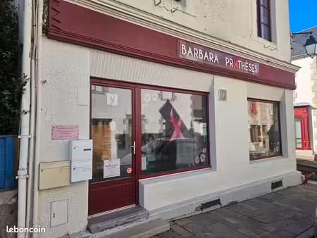 local commercial centre batz_sur_mer