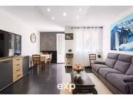 appartement t3 en rez de chaussée à barberaz  balcon et cave