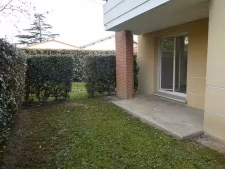 castelnau d’estretefonds t2 40m² grande terrasse jardin 2 pkg