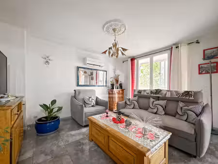 à vendre  appartement t2/3 de 49 m² avec loggias et cave  marseille 13014