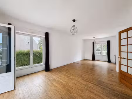 a louer maison familiale non meublée située à plogastel st germain - 106.34m²