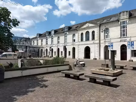 local commercial 48 m²