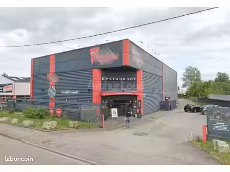 local commercial 791 m²