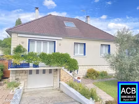 pavillon 5 pièces 102 m²