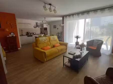 appart pmr  87m2  3 ch.  jardin  terrasse