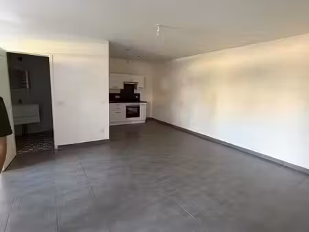 loue f2 50m² a ssainte marie aux chenes 660 cc