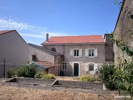 maison 161m2 saint- epvre