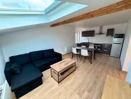 t2 cosy entièrement rénové
